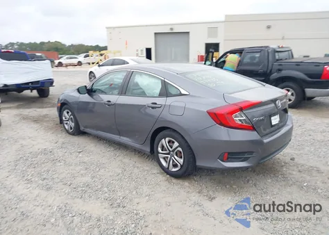2017 Honda Civic Lx z USA, uszkodzony, nr VIN 19XFC2F54HE023431